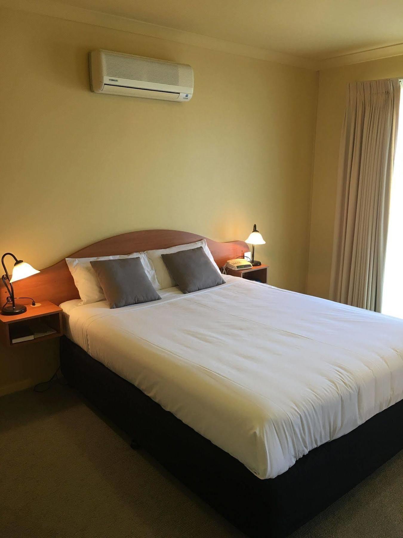 Hopkins House Motel & Apartments Warrnambool Exterior foto